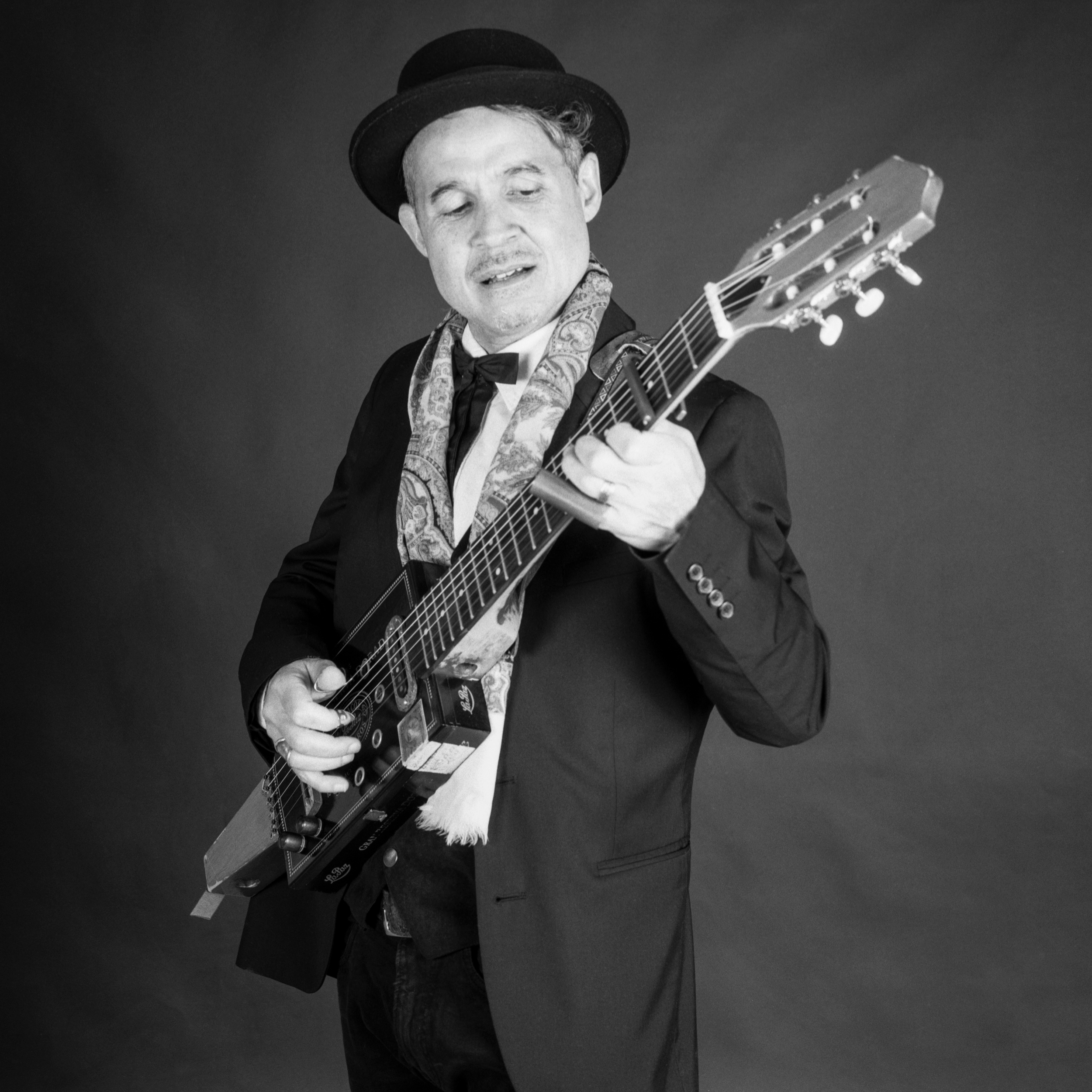 Leo Cayuela